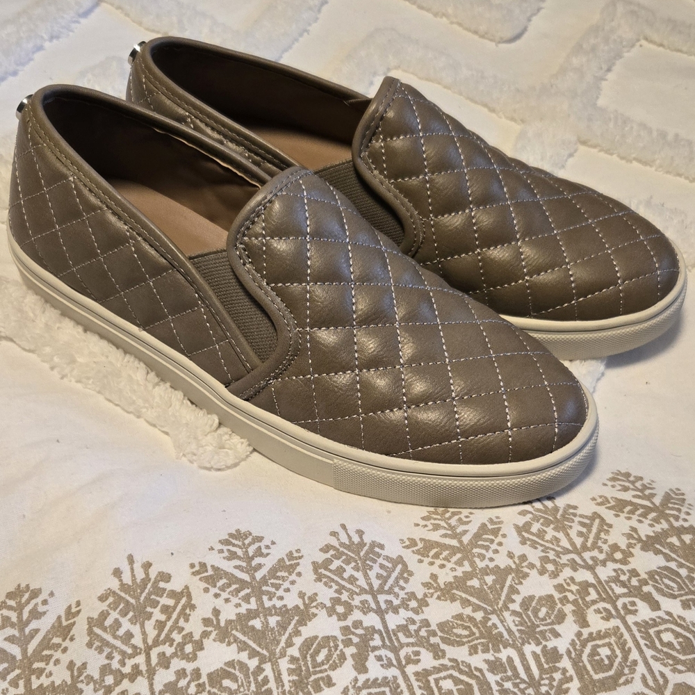 Steve Madden quilted Tan Slip-On Shoes